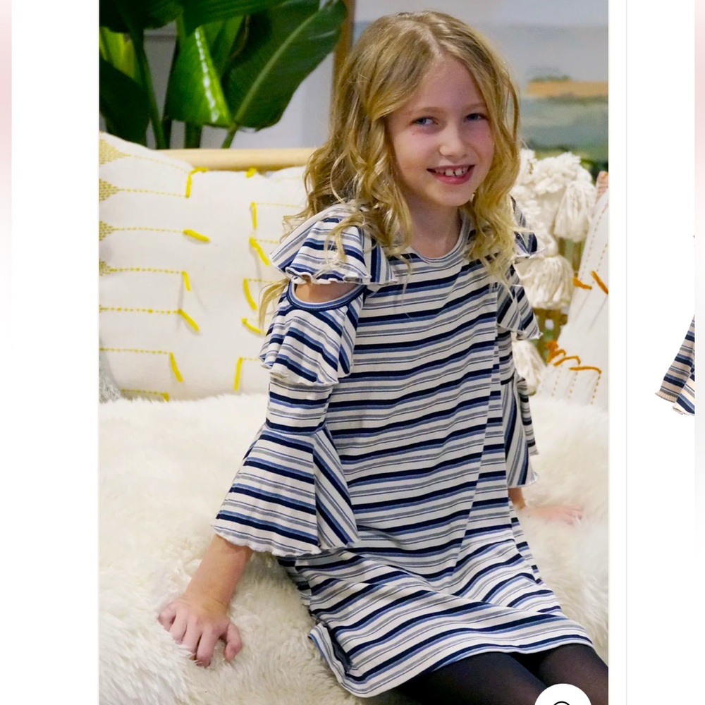 Big Girls Cold Shoulder Striped Ruffle
Dress Size 10
TRULY ME by Sara Sara